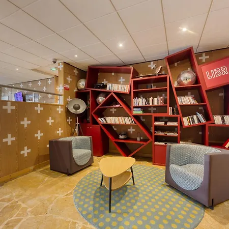 Cosy / / Val D'europe / Paris סאריס