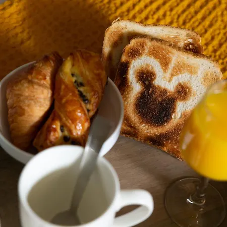 Cosy / / Val D'europe / Paris * סאריס