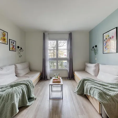 아파트 Cosy / / Val D'europe / Paris